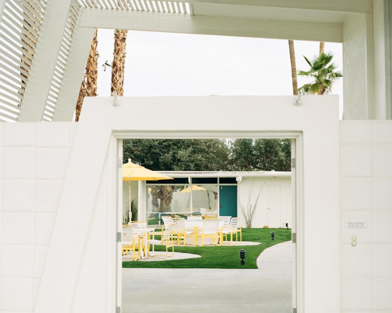 The Monkey Tree Hotel Palm Springs Exterior foto